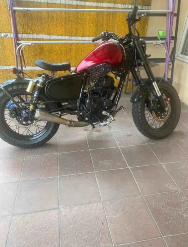 Yamaha Scorpio Bobber