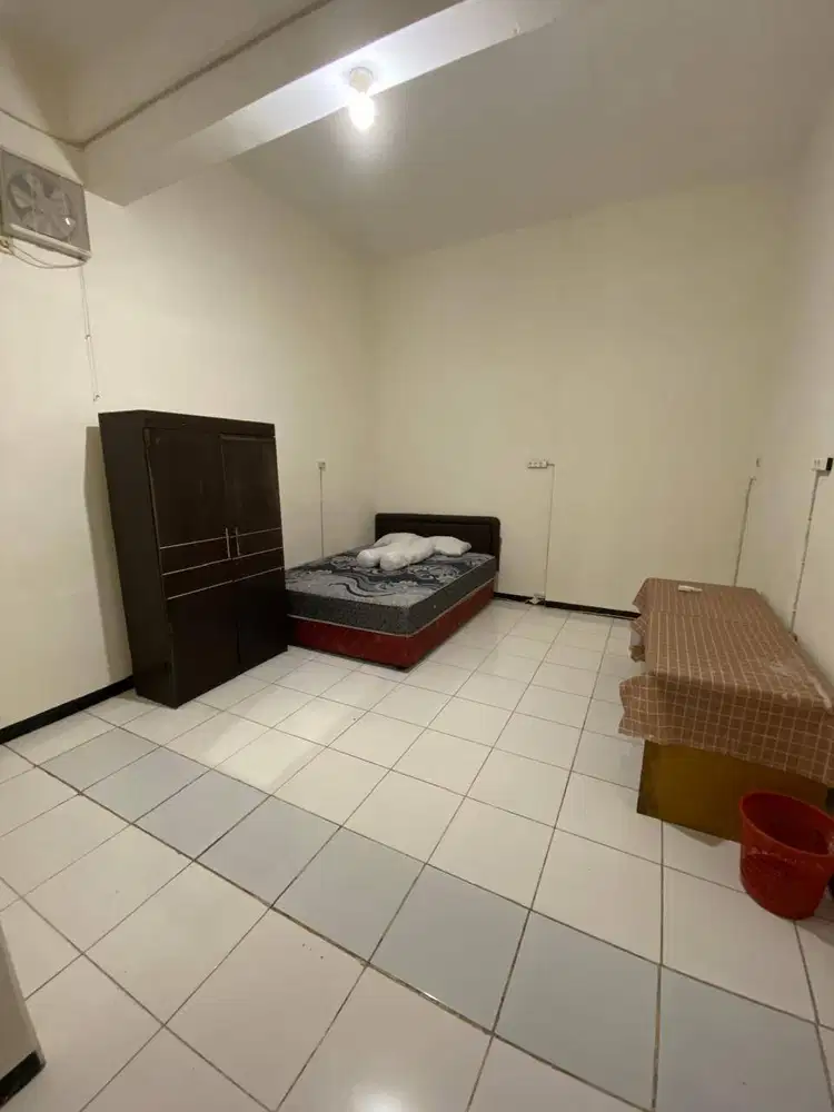 Kost Karyawan/Wati Tengah Kota