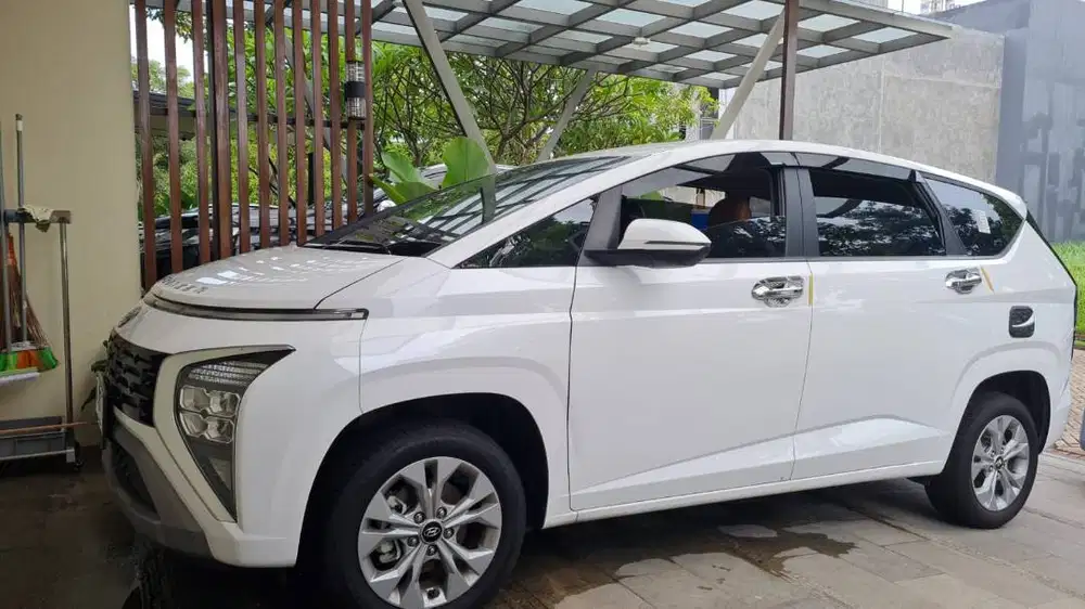 Stargazer Essential Tech Tahun 2025 - Warna Putih - Km 3000