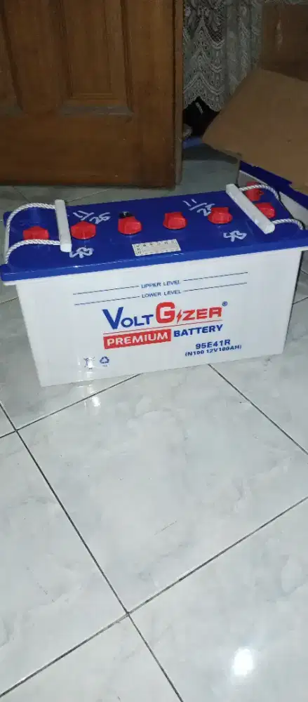 Battery / AKI N100 12 Volt