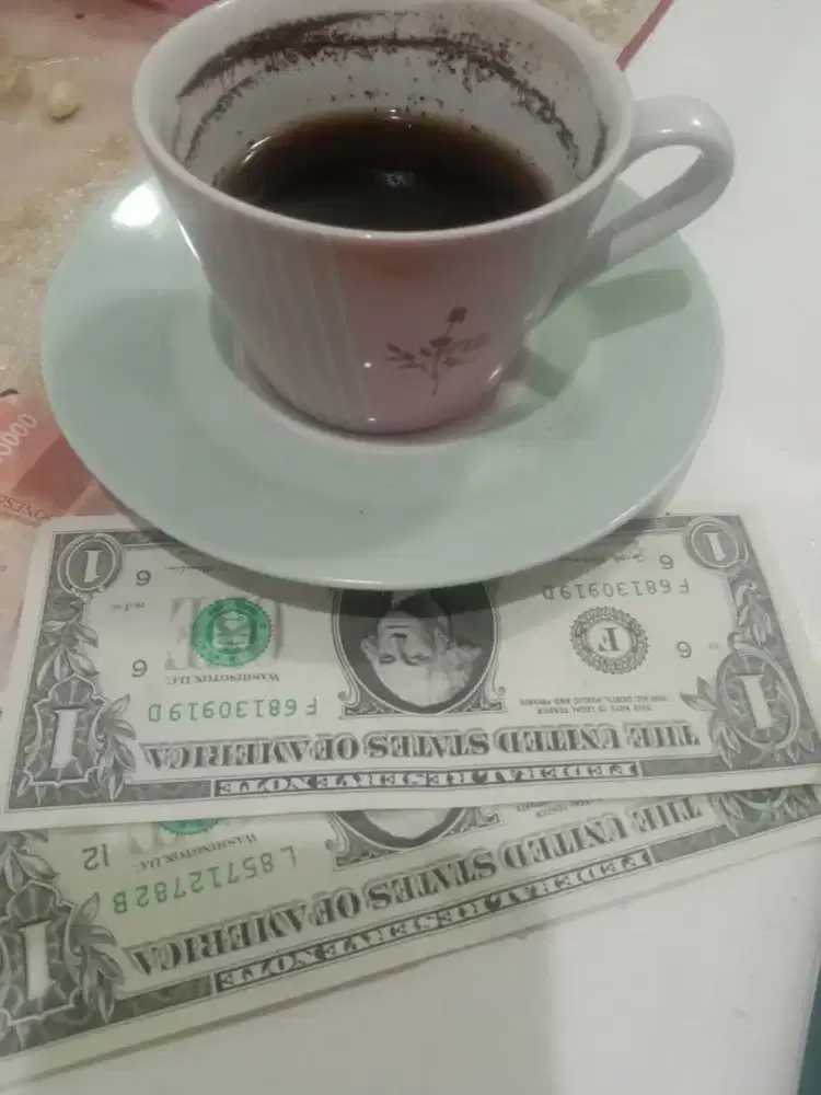 Lagi cari art yg menginap