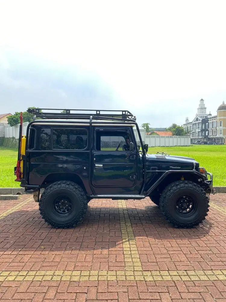 HARTOP BJ 40 DIESEL 1978 MODIF 250 Juta