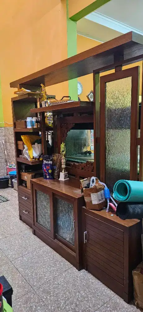 Lemari bufet kayu jati