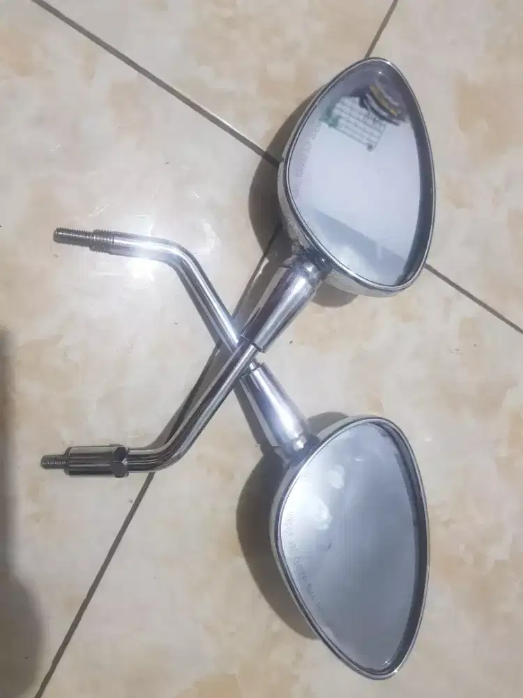 Kaca spion vespa matic 2019 up