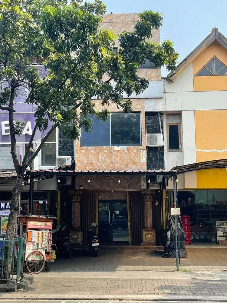 DIJUAL RUKO 3 LANTAI JALAN UTAMA
