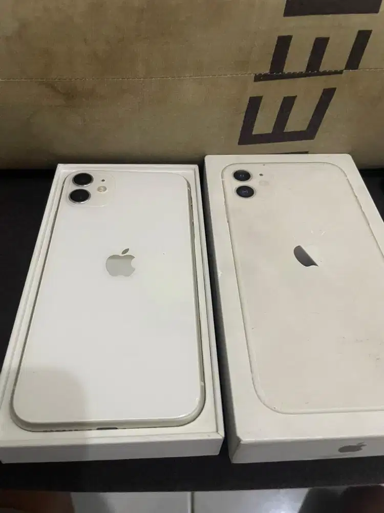 Iphone 11 64 ibox putih mulus