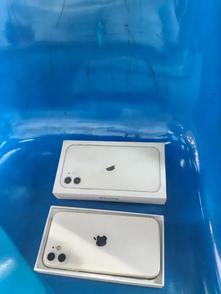 Iphone 11 128gb murmer warna juga pas baru