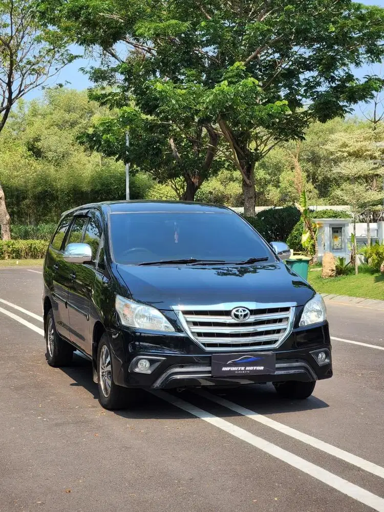 Innova G Diesel Matic 2015 Low Km