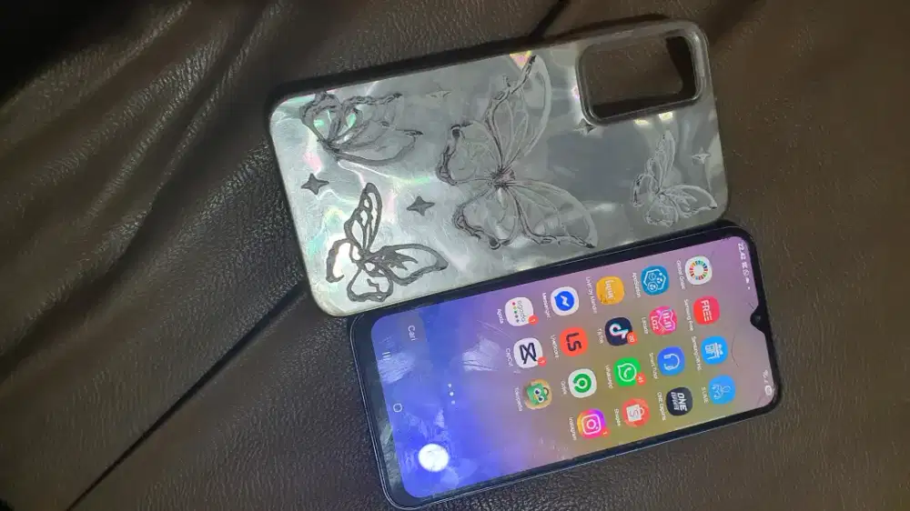 Samsung A25 8/256 kamera OIS 50 MPX, ultrawide, Batangan