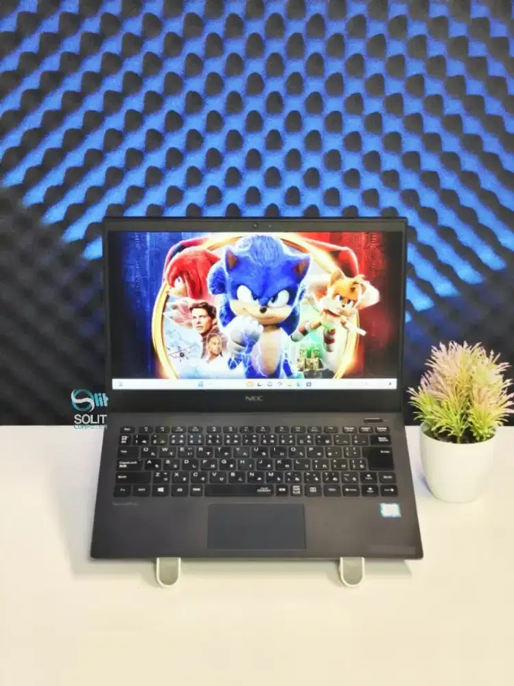 LAPTOP NEC I5 GEN 8 HANYA 2JTAN BODY SLIM SIAP PAKAI COD JABODETABEK