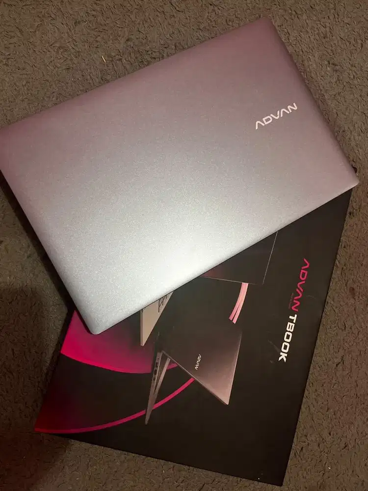 Laptop Advan TBOOK –