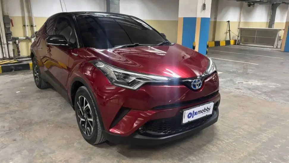 Pajak Panjang TDP 19JT - Toyota CHR 1.8 Hybrid-AT 2021 Merah