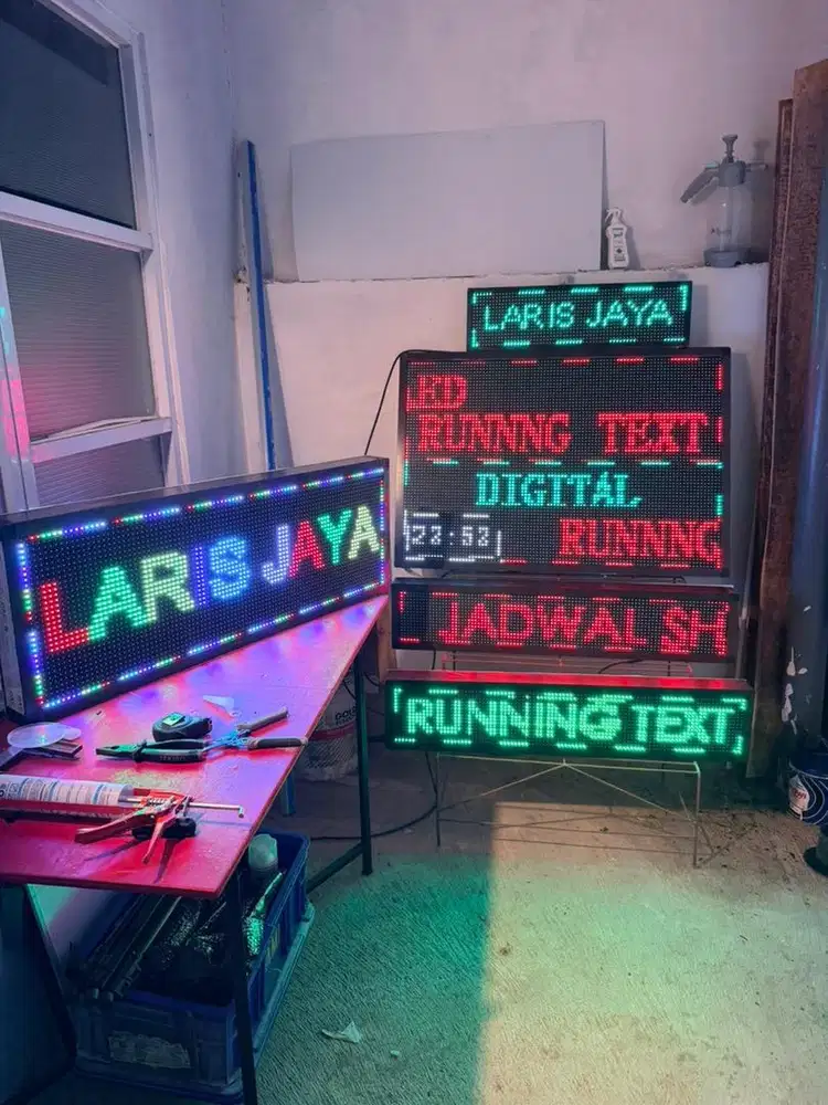 Jadwal sholat digital masjid dan running text