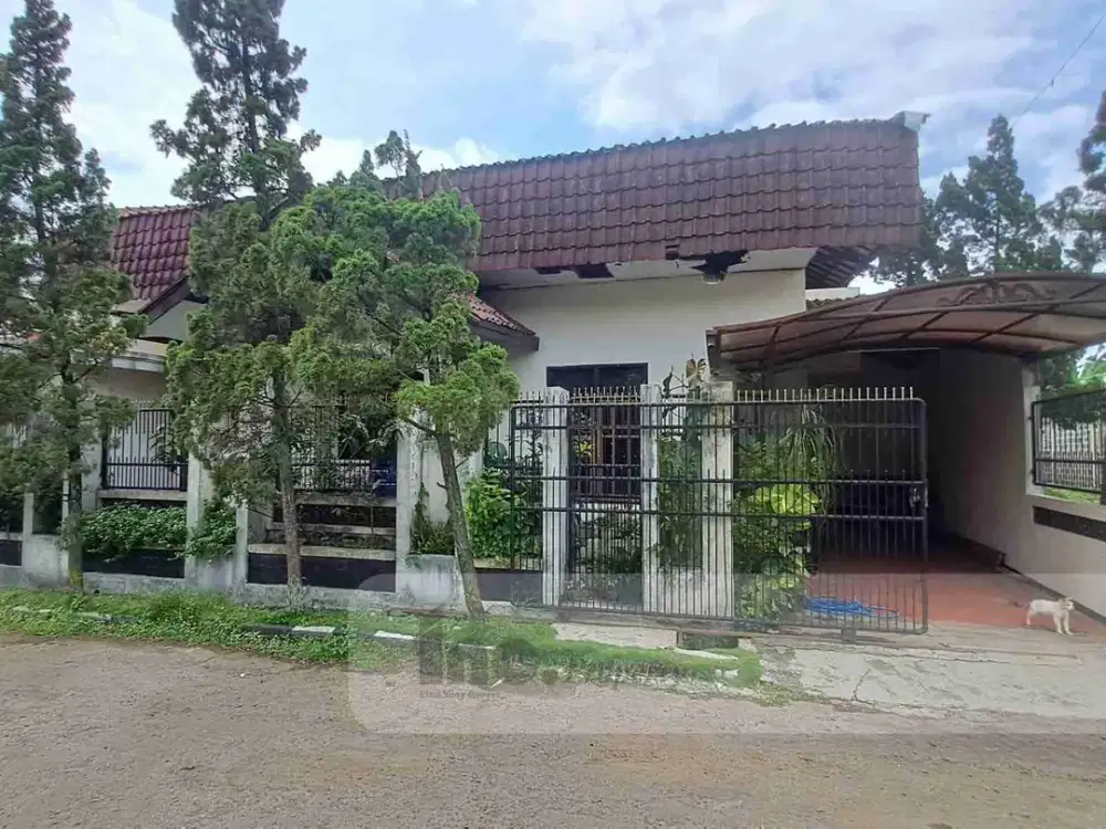 *TURUN HARGA*

*JUAL RUMAH MURAH LOKASI STRATEGIS SANGGAR HURIP ,KAWALUYAAN  ,  BANDUNG*