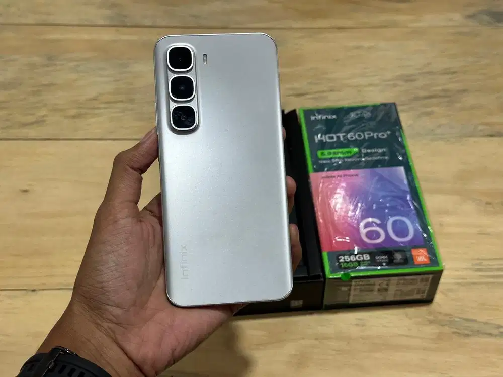 Infinix hot 60 pro+ 8/256