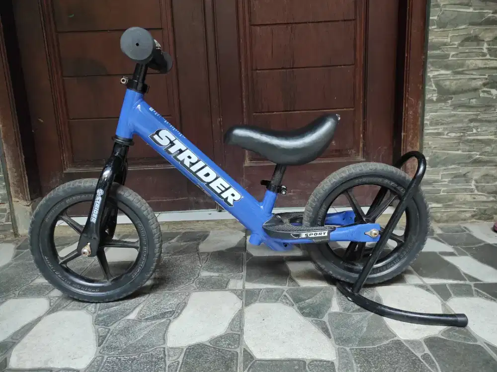 Balance Bike Strider Sport Biru (second)