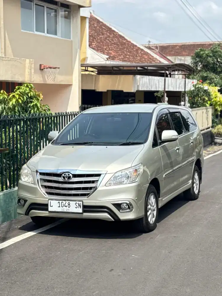 Toyota Innova V Diesel Matic 2014