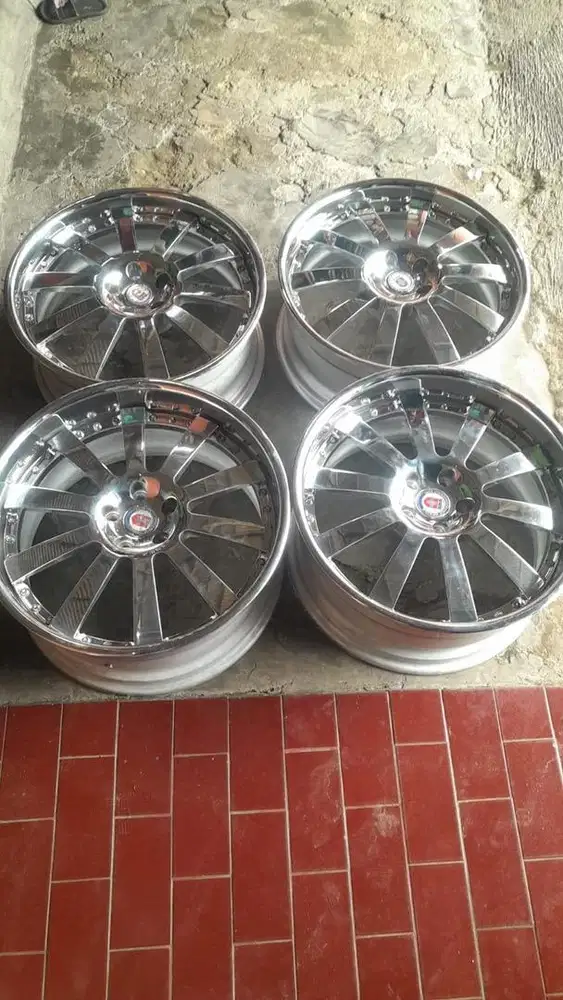 Velg Orginal HRE R20 Pcd 5*112 lebar 8.5/9.5 er35 made in usa..4pcs