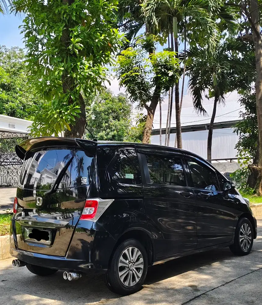 Honda Freed 2015 Bensin