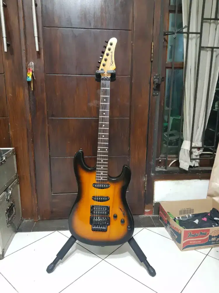 Gitar Samick superstrat LJS 35BS th 2002 mulus