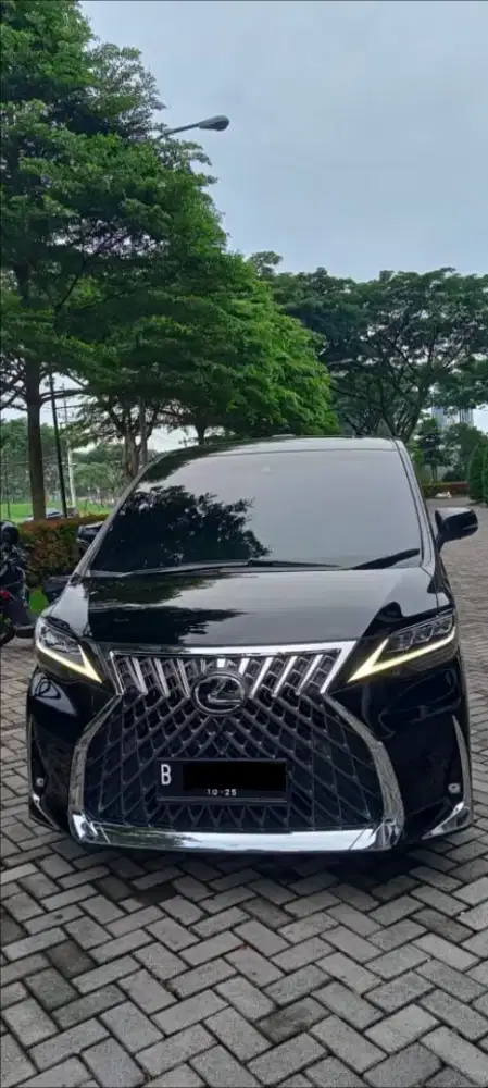 Lexus LM350 7seater 2020 Low KM [40rb km]