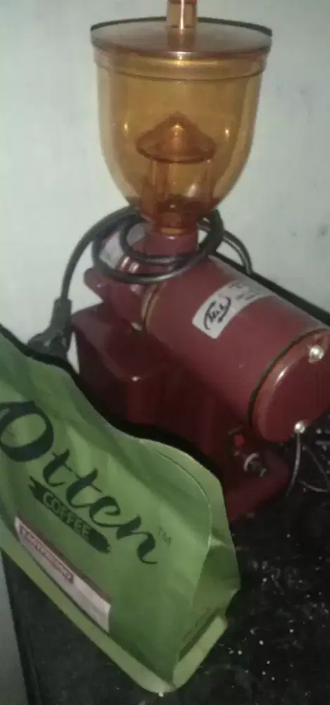 mesin penggiling kopi elektrik