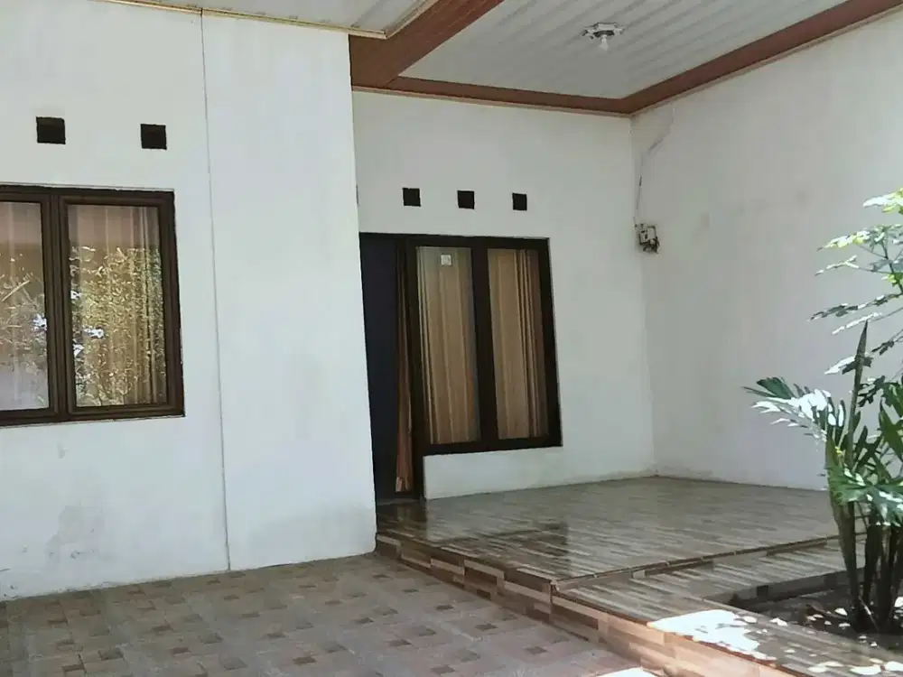 Dijual rumah Kahuripan nirwana sidoarjo