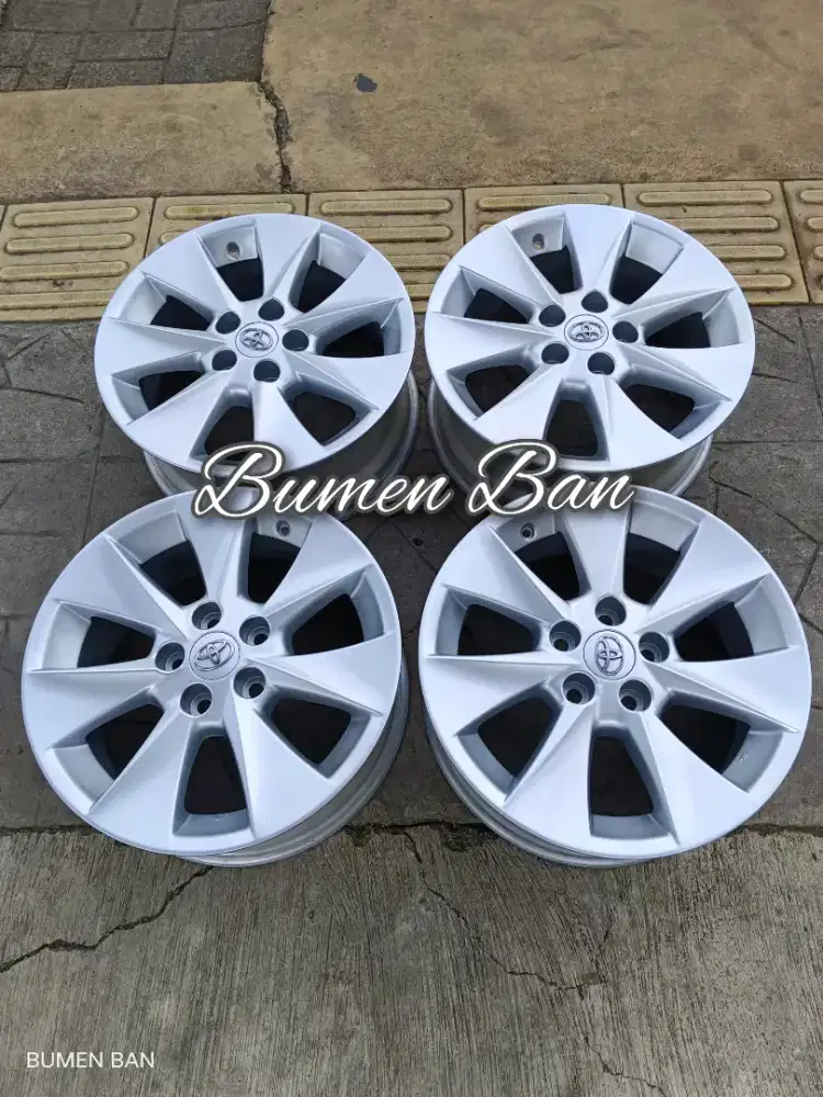 Velg Oem Alphard R17 Pcd 5x114,3 Rush Terios Camry Inova dll