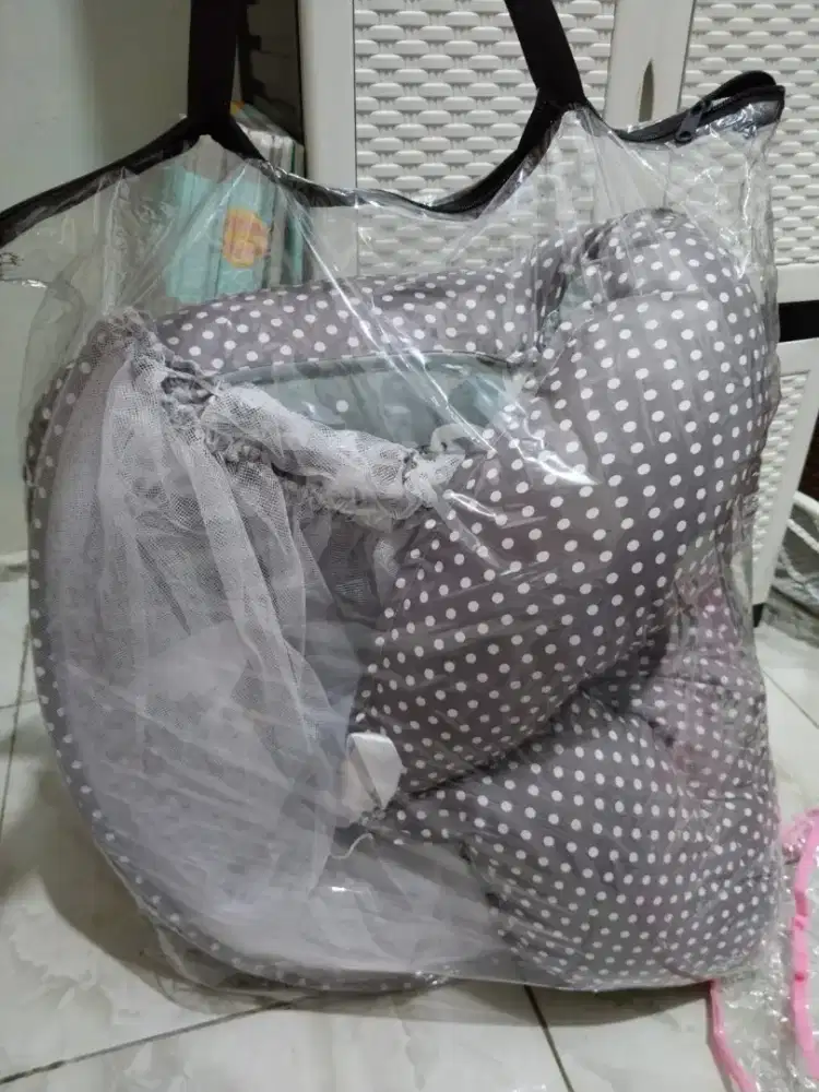 Kasur bayi masi baru belum pernah dibuka