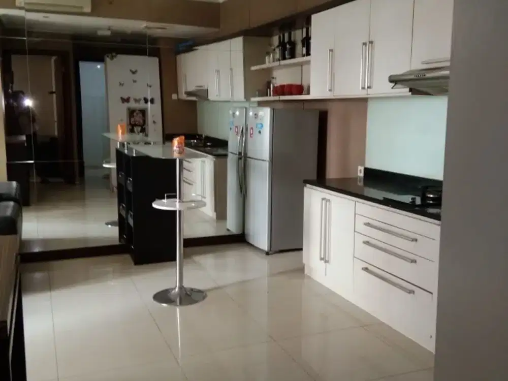 Disewakan Apartemen Waterplace Tower B LT8 Furnish View Pool Sebrang Pakuwon Mall