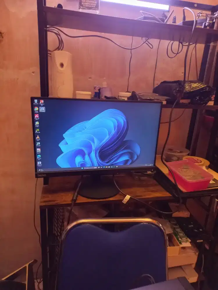 Komputer Monitor Lenovo 22