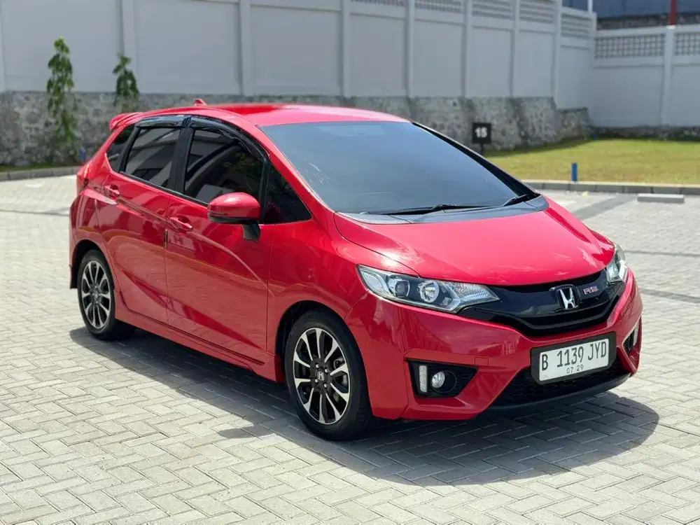 Honda Jazz RS CVT Matic 2017 Merah AT