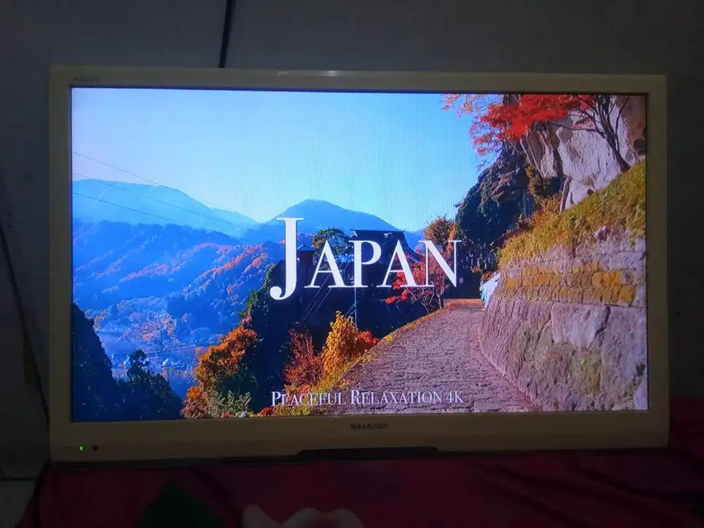 TV Sharp 32 LC-32LE340M-WH Second