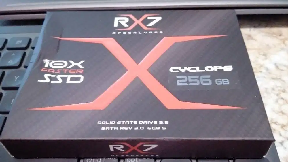 Harddisk SSD Hardisk Slim internal Laptop Kapasitas 256GB Kondisi Baru