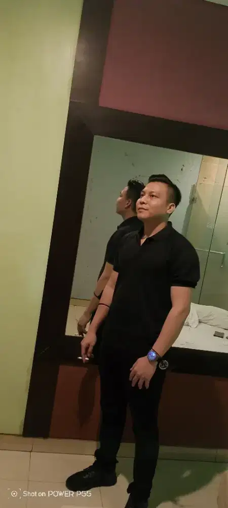 Hallo ,sedang mencari pekerjaan