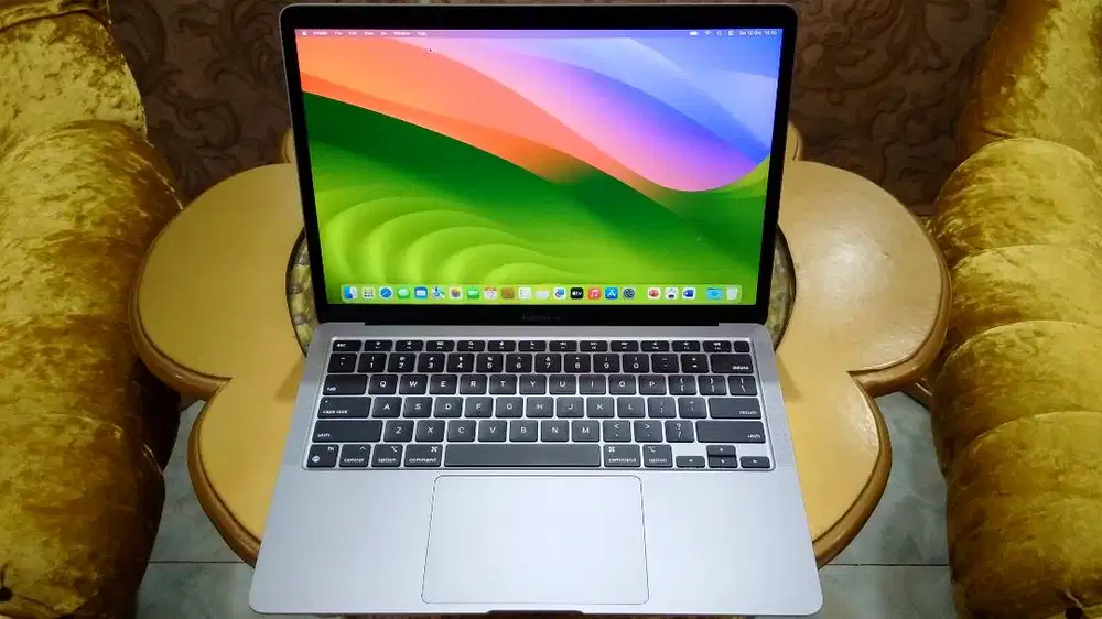 Macbook Air RETINA 2019 Super Slim Editing Core i5 Ram 8GB SSD 256GB
