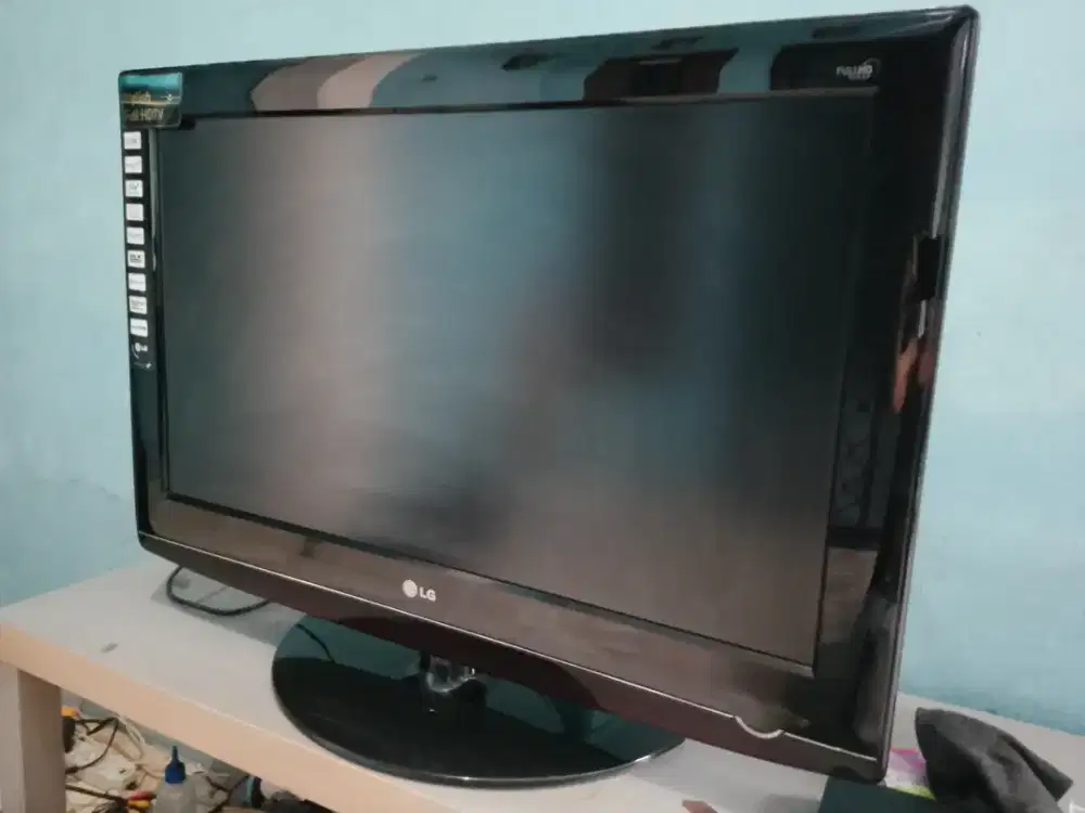 TV LG HDTV 32 INCH - TYPE 32LG50FR