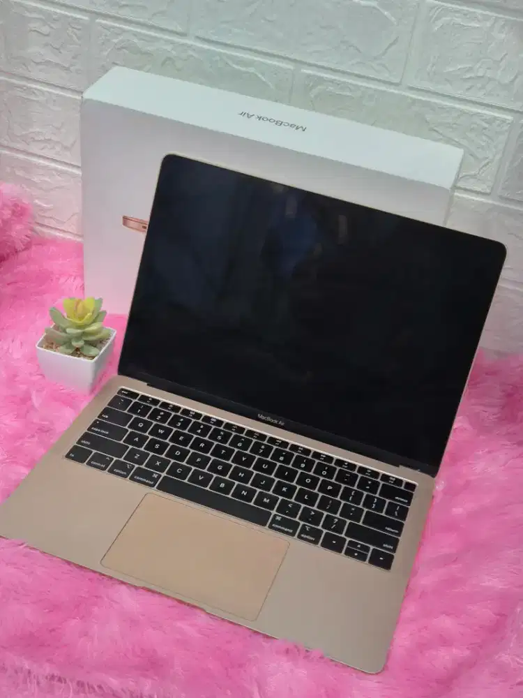 Macbook Air 2019 Retina Seadanya