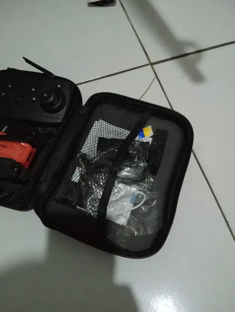 E99 Drone/Battery combination set/ Drone Quadcopter Remote control.