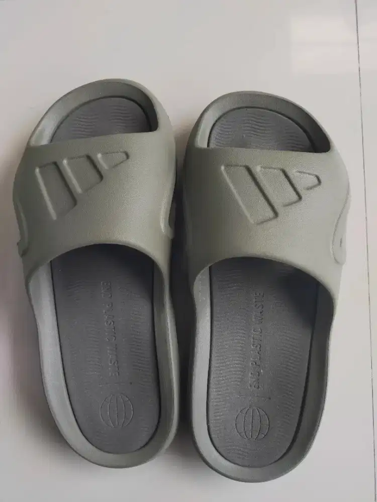 Sandal adidas orii