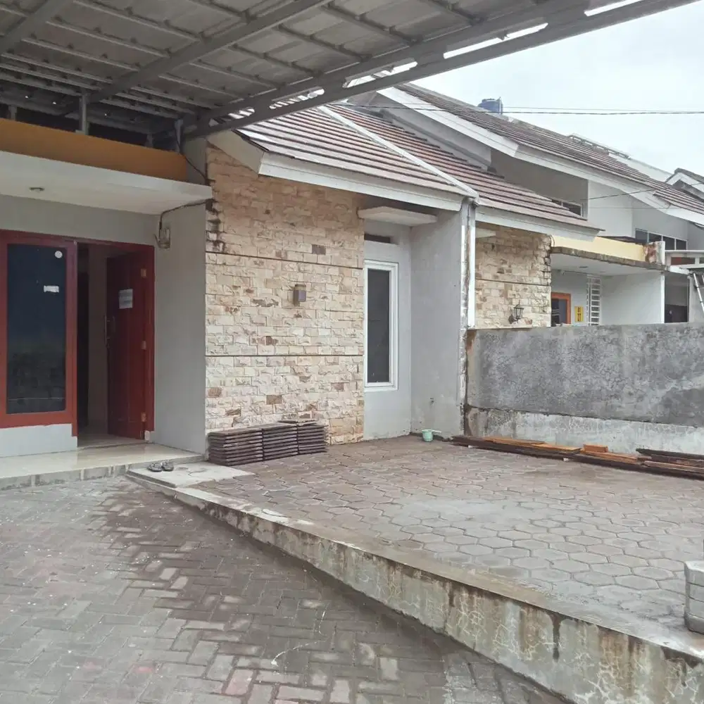 [Dikontrakan] Rumah Untuk Keluarga Beserta Perabotan