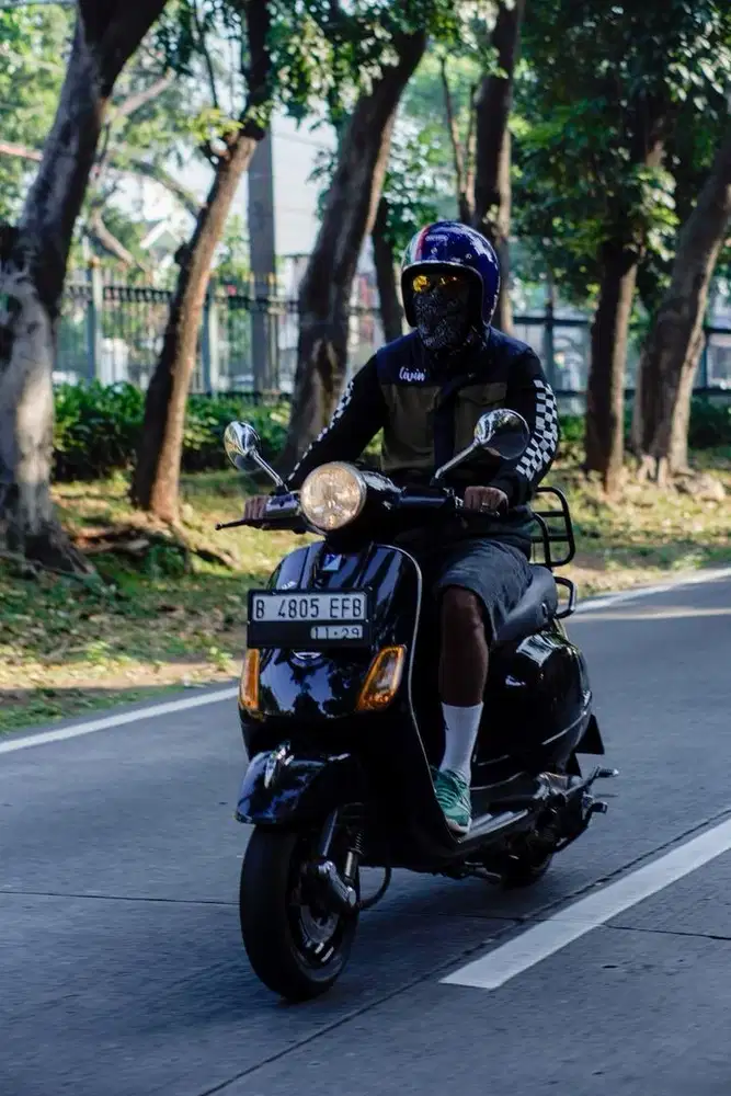 Vespa LX 125 tahun 2012