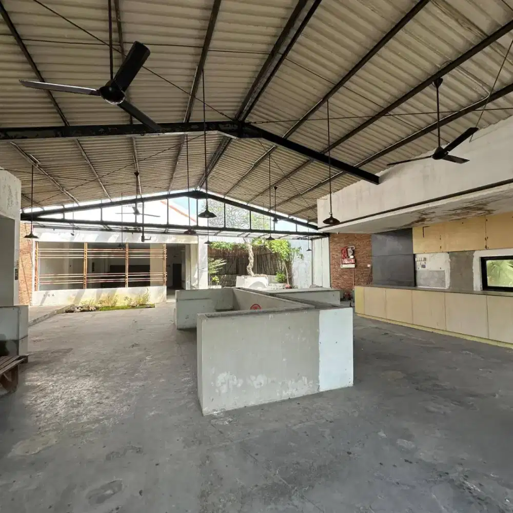 JUAL SEWA GEDUNG EX RESTO DAN KANTOR DI RAYA RUNGKUT