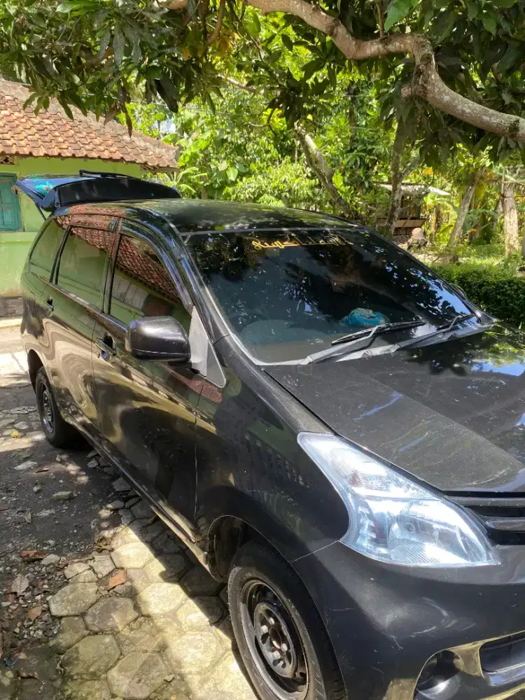 DAIHATSU XENIA typeM 1.0 (2013)