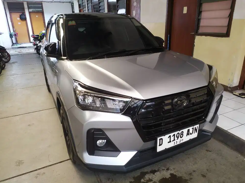 Daihatsu Rocky 1.2 X Matic Automatic Low km istimewa 2021 cash only