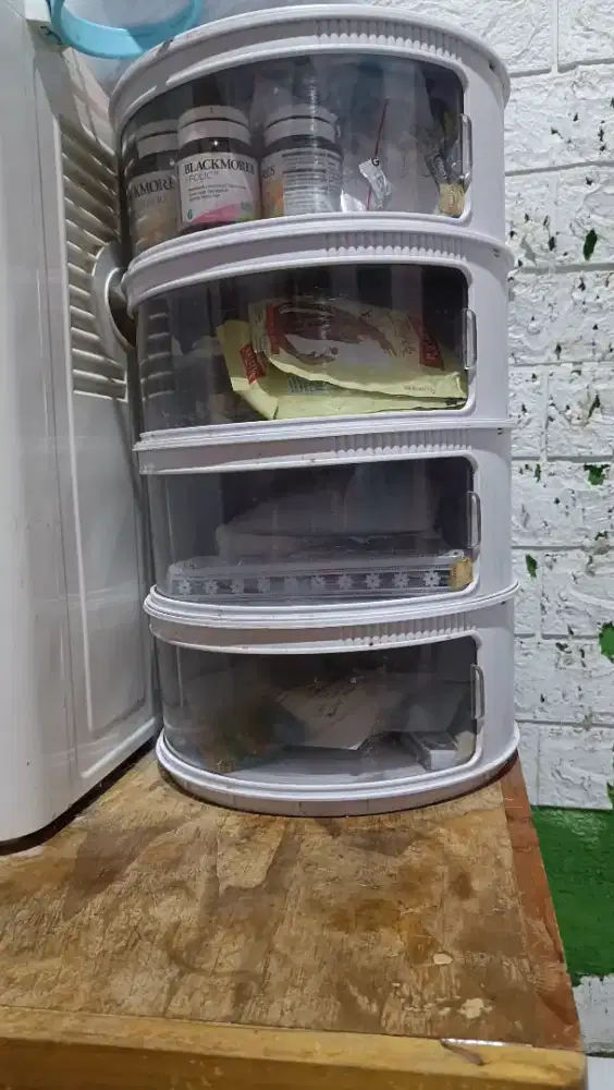 Rak Piring Rovega, Tempat tudung saji, Tempat Beras