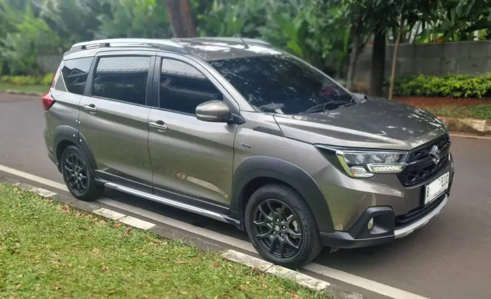 Susuki Ertiga XL7 Beta Hybrid AT 2024/2025