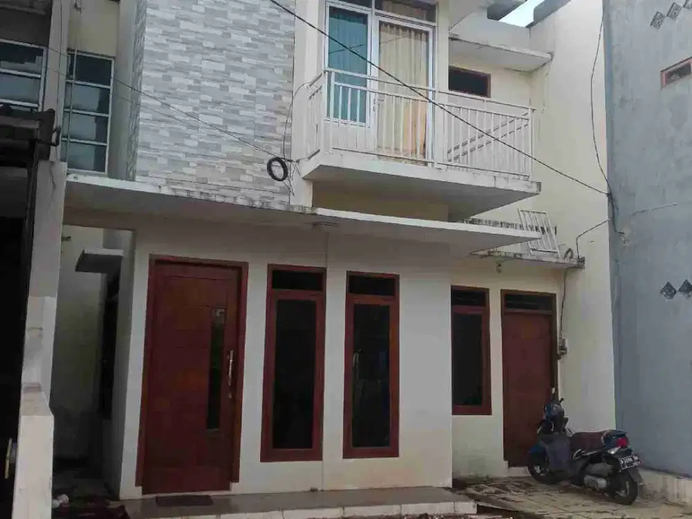 Di Jual Rumah Pribadi 2 Lantai 1 komplek hanya 4 rumah