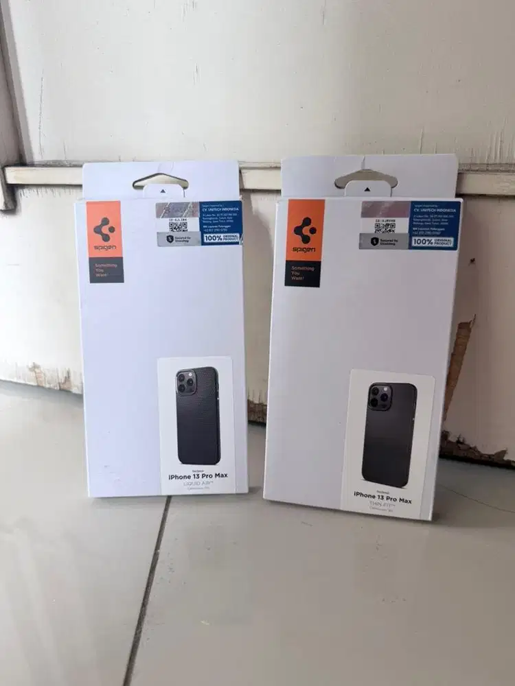 Spigen Case for Iphone 13 PRO MAX