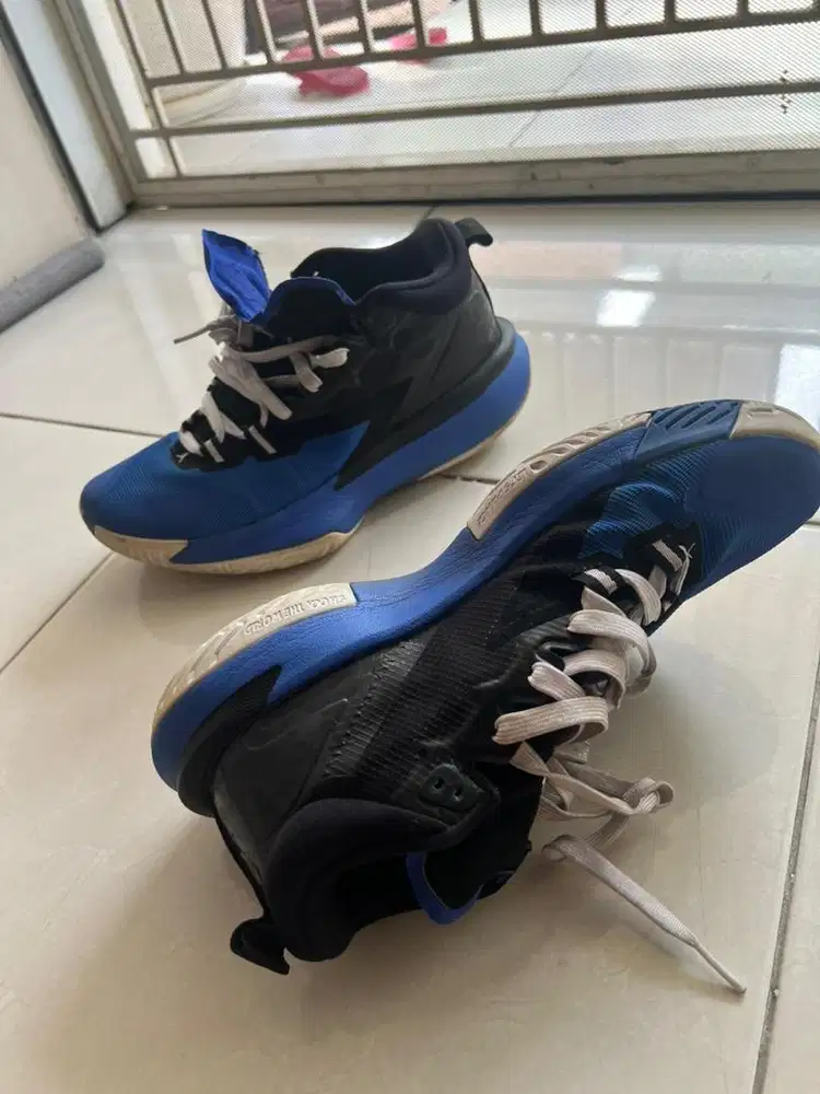 SEPATU BASKET AIR JORDAN ZION 1 BIRU
